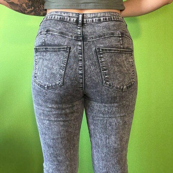Gray marble acid wash skinny jeans with booty enhancing design / Large / 12 - Picture 1 of 5